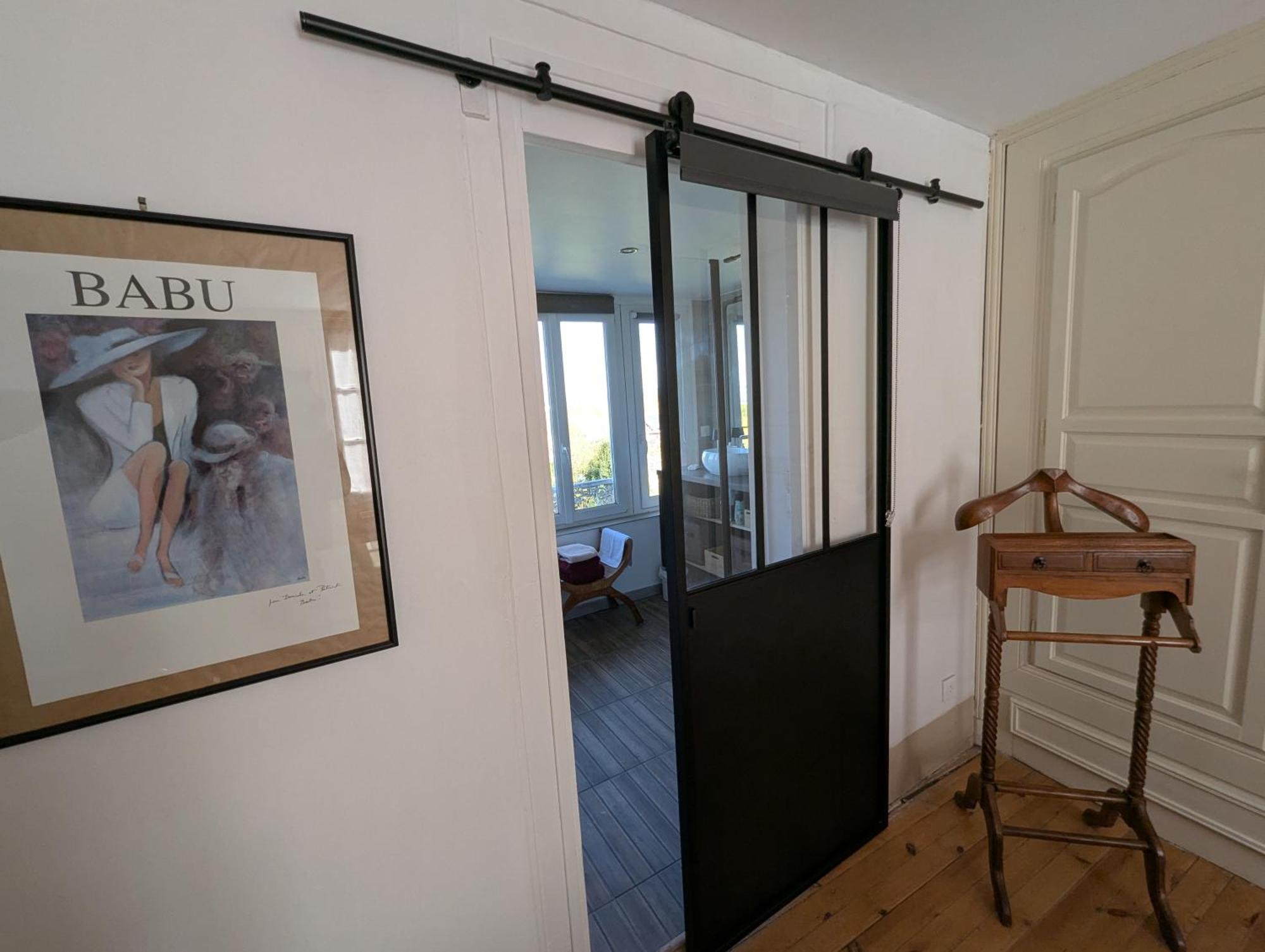Night & Day Apartment องเฟลอร์ ภายนอก รูปภาพ